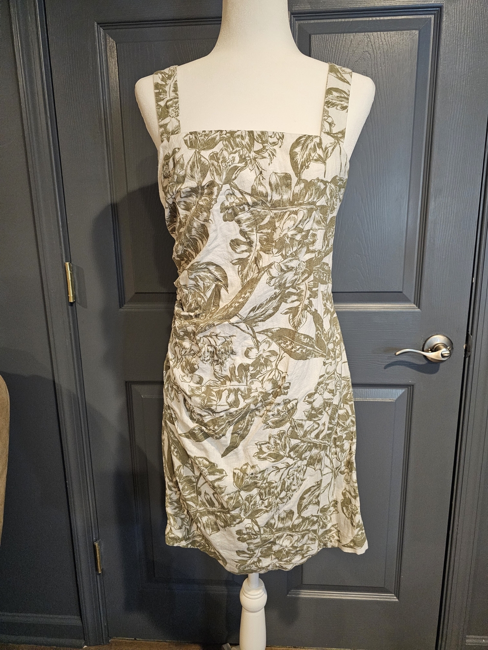 Abercrombie Women's Floral Square-Neck Linen Dress in Olive Size M